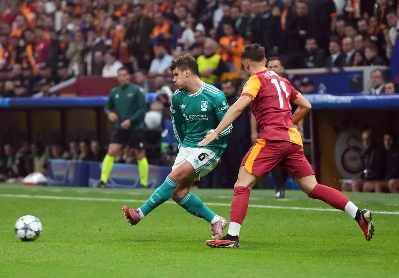 Galatasaray, Şampiyonlar Ligi'nde Liverpool'u ağırlıyor! İşte maç öncesi muhtemel 11'ler