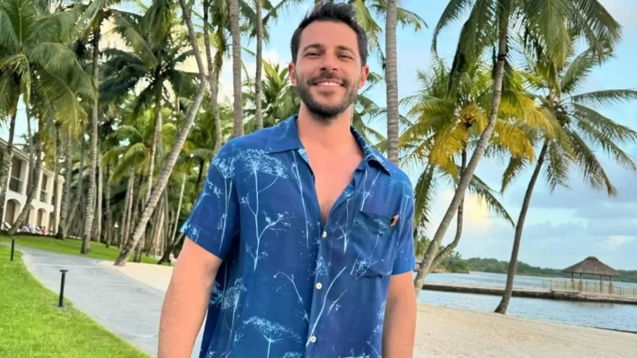 Hakan Sabancı tatil paylaşımları dikkat çekti! Yeni aşk iddiası sosyal medyada gündem oldu