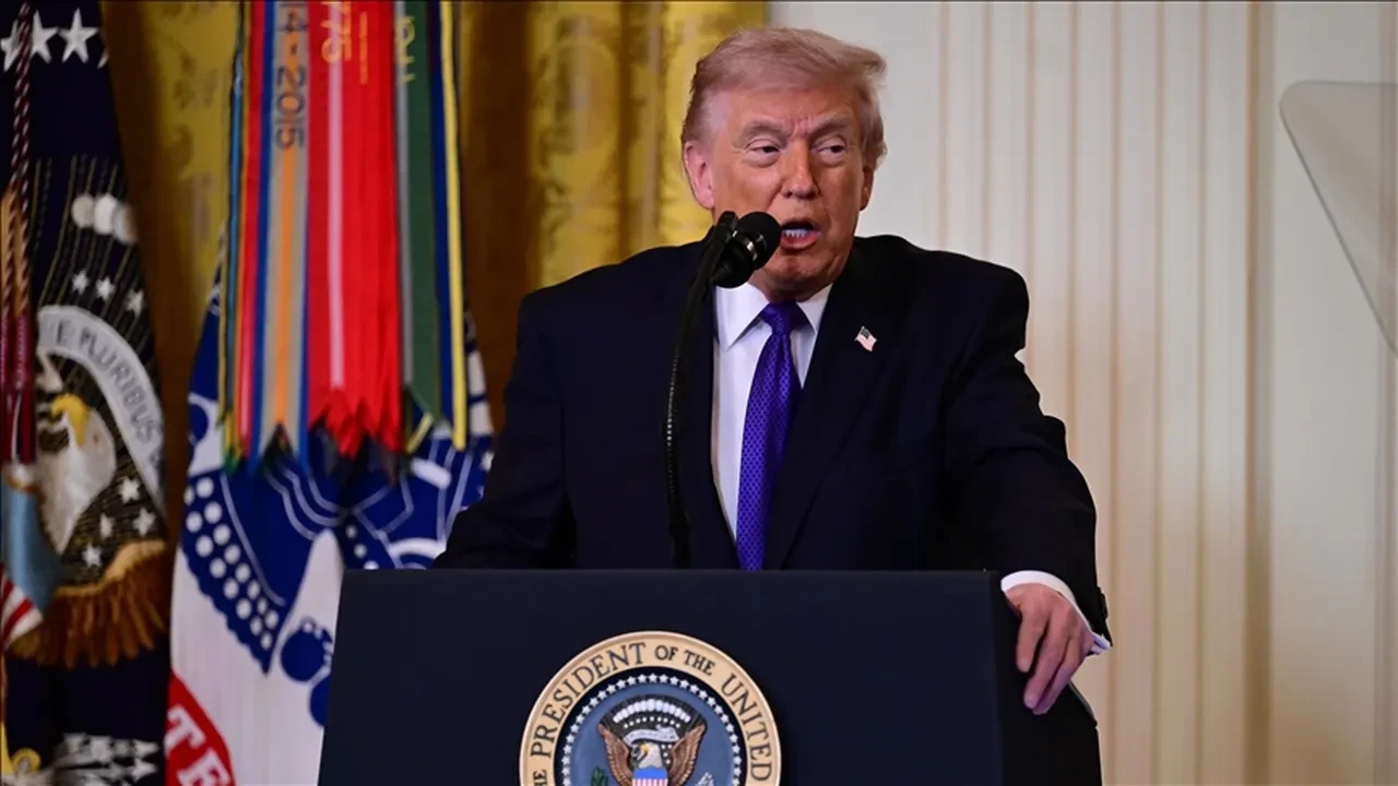 İsrail ile ABD'nin saldırıları sürerken Trump'tan beklenmedik çıkış: İran ile görüşebilirim