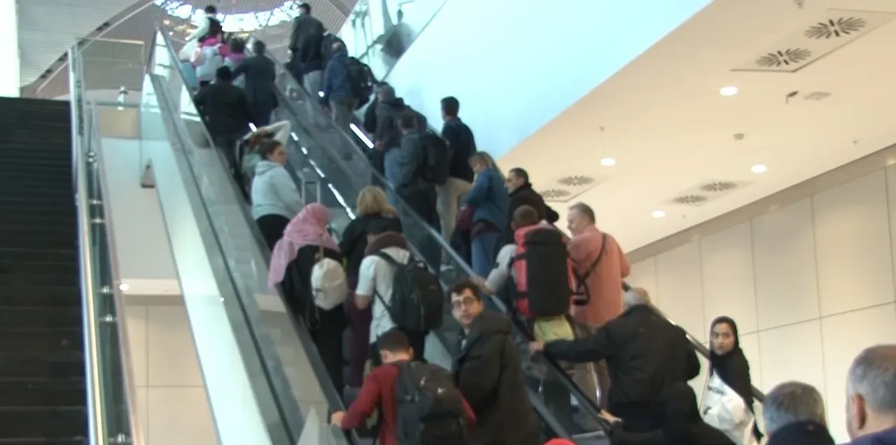 Katar'da mahsur kalan Türk vatandaşlarından sevindiren haber