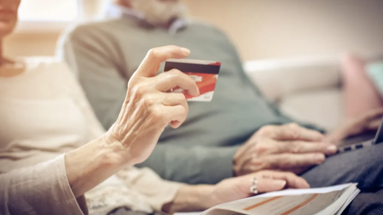 Kredi ve kart borcu olana müjde! Bankalar yarışa girdi: 60 ay vade ve erteleme