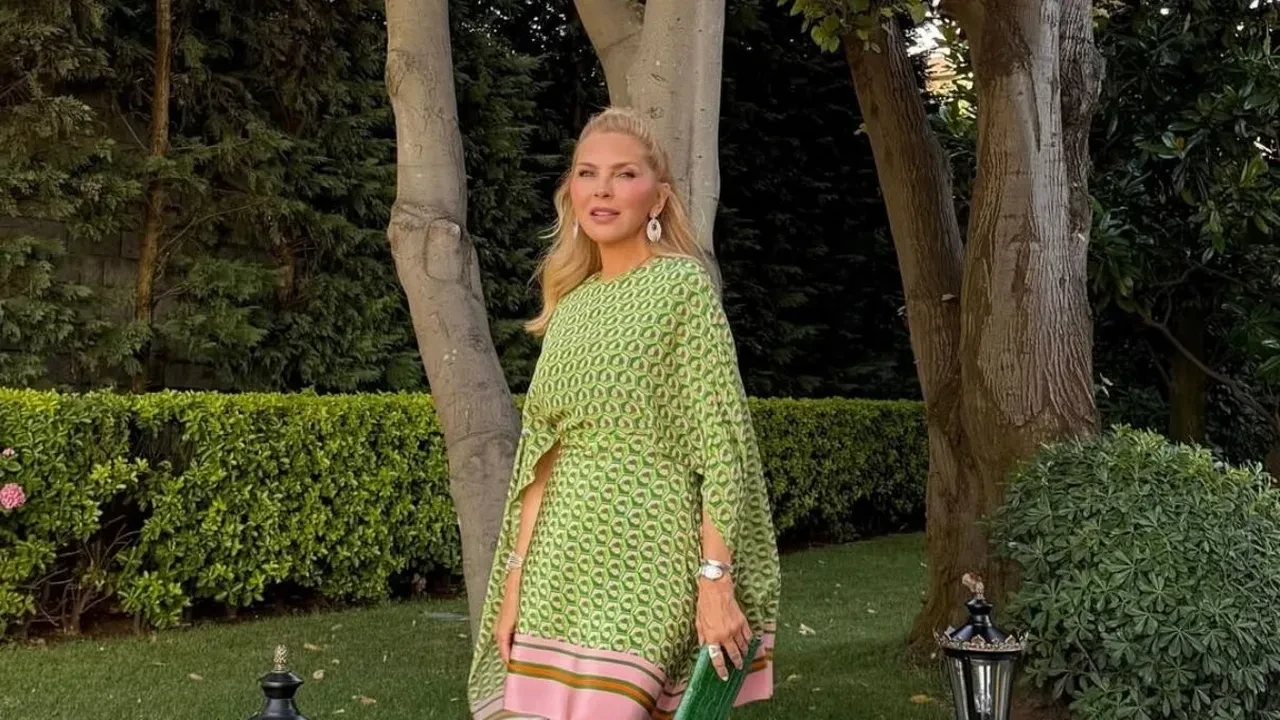 Milyonluk servete sahip Arzu Sabancı'dan sosyal medyadan reklamlı paylaşım! Takipçileri şoke oldu