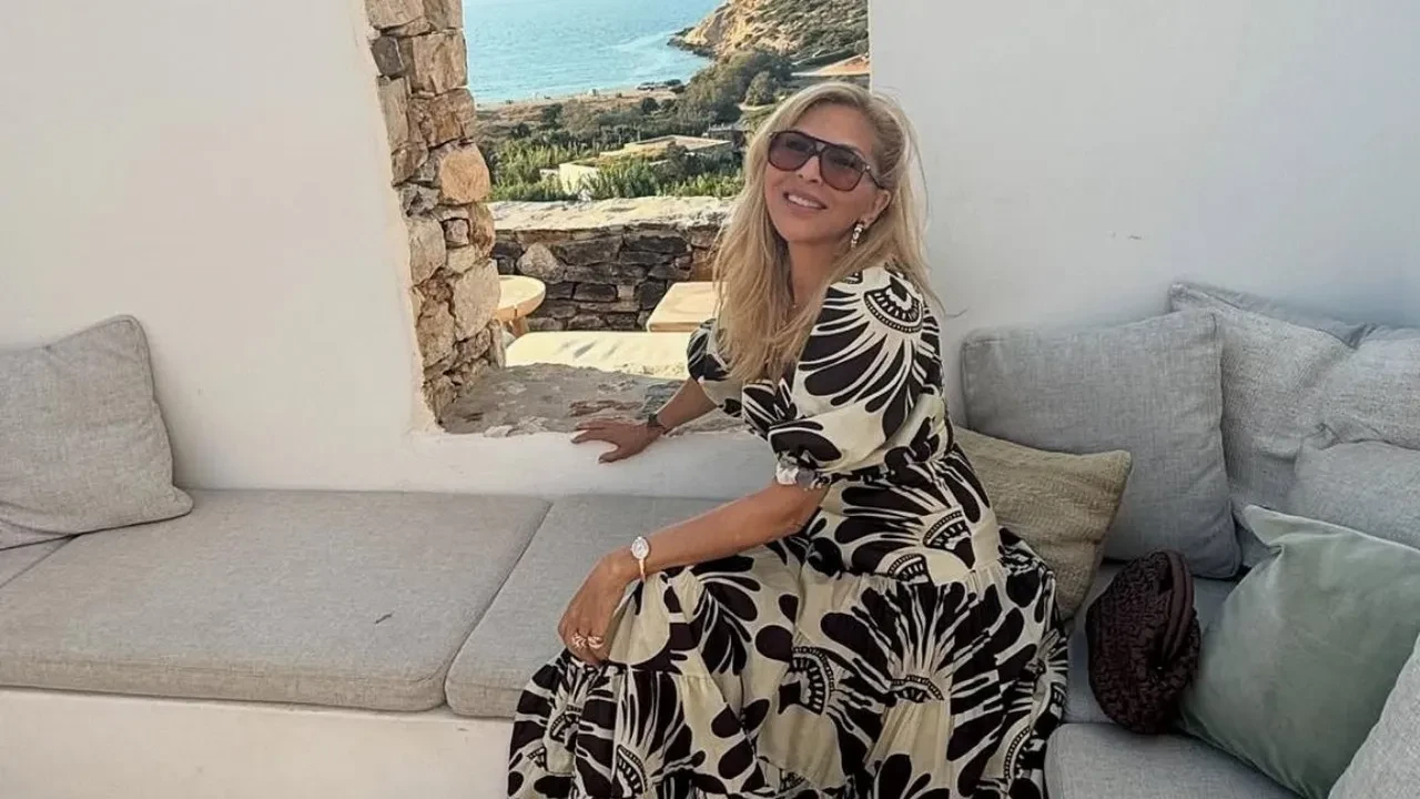 Milyonluk servete sahip Arzu Sabancı'dan sosyal medyadan reklamlı paylaşım! Takipçileri şoke oldu