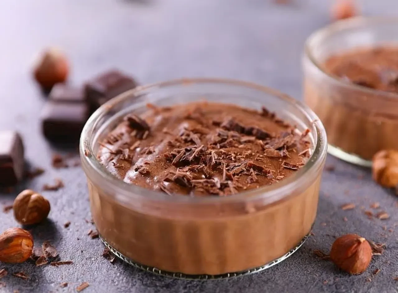 Sosyal medyayı esir alan viral bisküvili pişmeyen puding tarifi! 4 malzemeli viral pudingi yemelere doyamayacaksınız! 