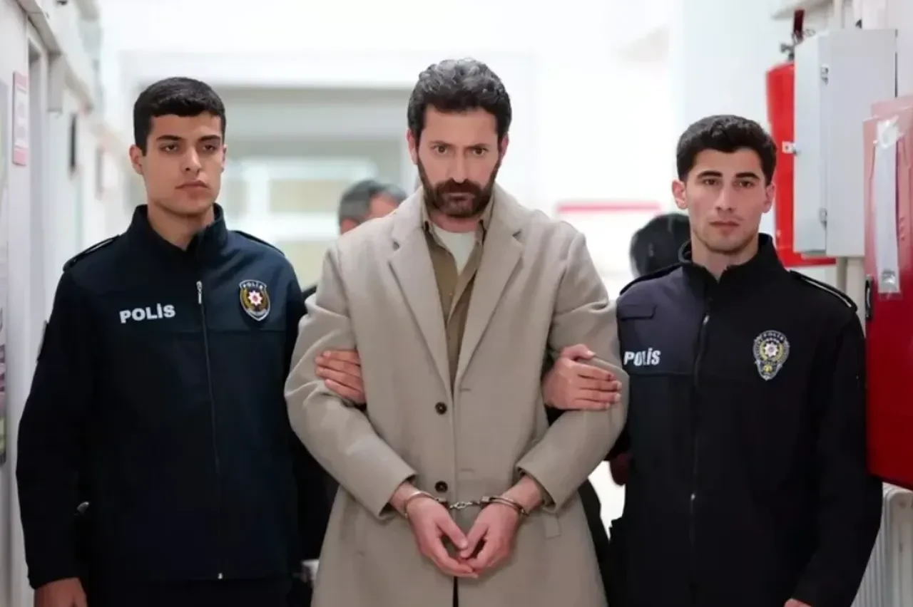 Uzak Şehir dizisi 54. bölüm fragmanı yayınlandı, izleyiciler ayağa kalktı! Fragmanı izleyen herkes senaristi eleştirdi