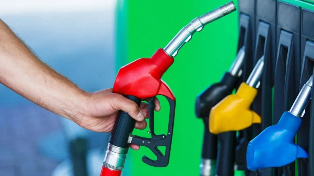 Benzine peş peşe zam geldi! İşte güncel akaryakıt fiyatları
