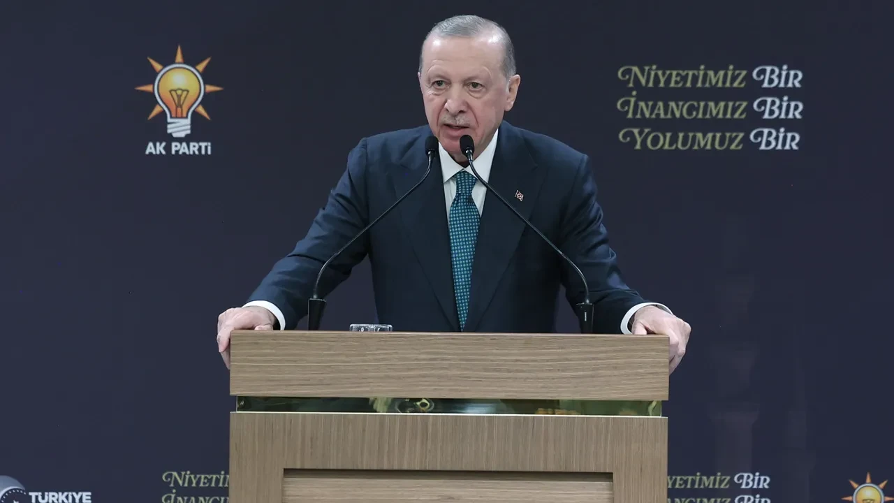 Cumhurbaşkanı Erdoğan Türkiye'nin İran savaşı tavrını vurguladı: Daha fazla büyümeden yangını söndürme derdindeyiz