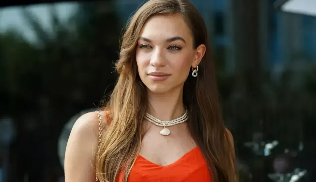 Doktor Başka Hayatta'nın Zeren'i Eylül Tumbar kimdir? Eylül Tumbar'ın sevgilisi var mı, hangi dizilerde oynadı?