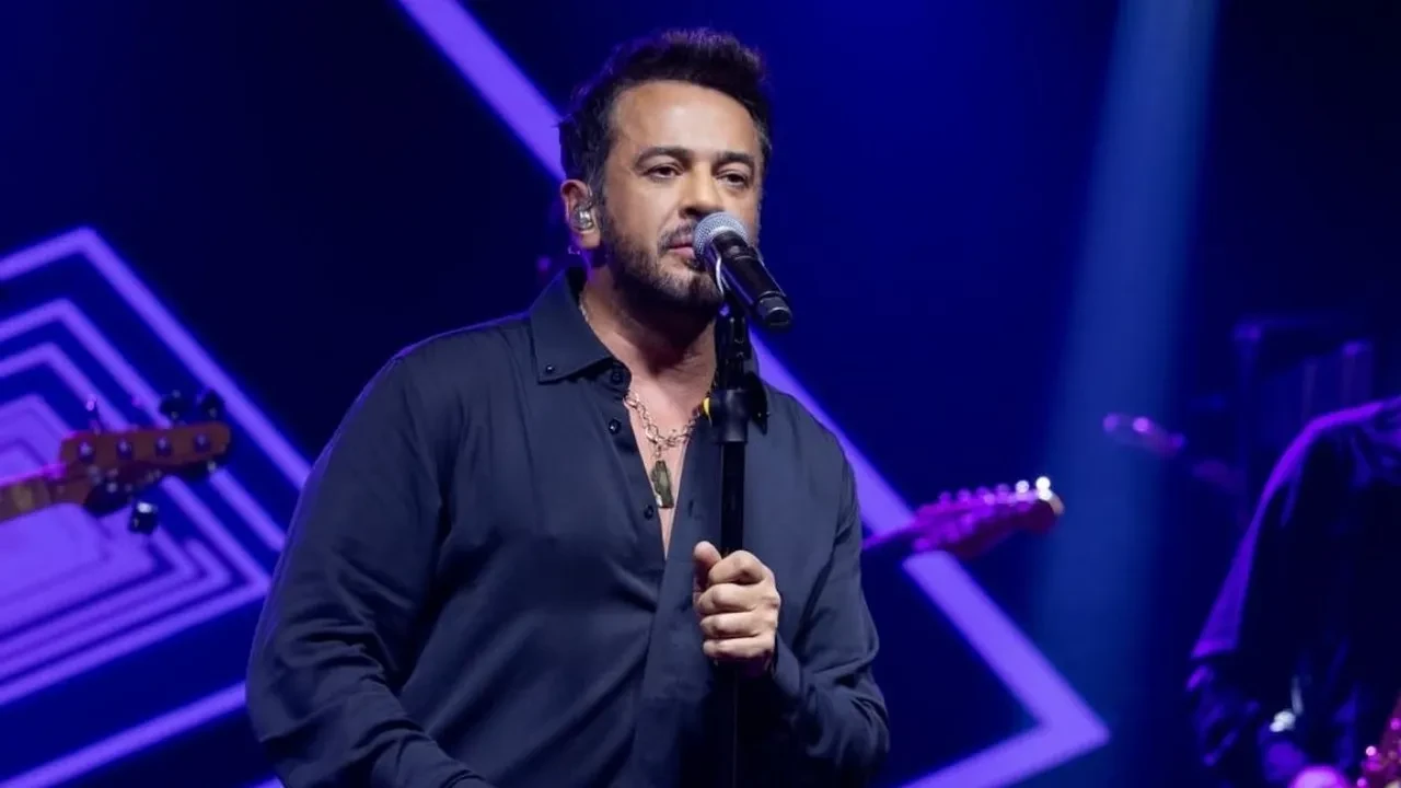 Emre Altuğ kimdir? Emre Altuğ kaç yaşında, nereli, kiminle evlendi?