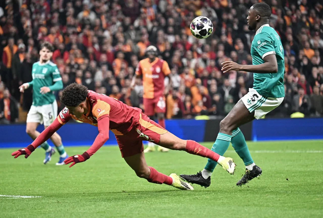 Galatasaray - Liverpool maçı sonrası Gabriel Sara sürprizi! Dev karşılaşma sonrası açıkladılar