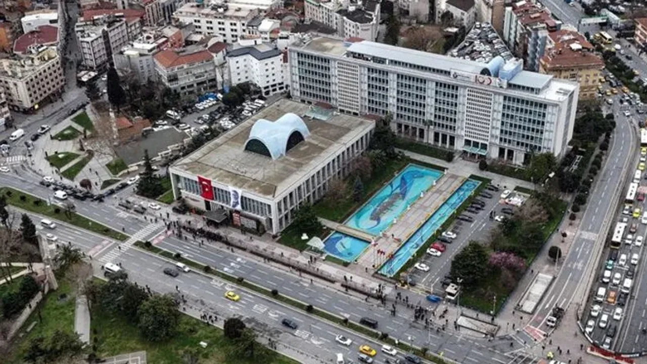 İBB yolsuzluk davasında 3. gün! İşte duruşmada yaşanan gelişmeler