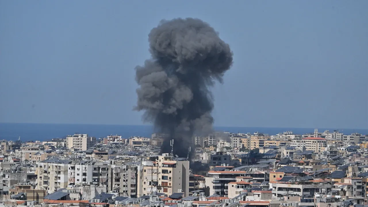 İsrail’den Beyrut’a hava saldırısı! Hedefte Hizbullah'ın kalesi Dahiye var