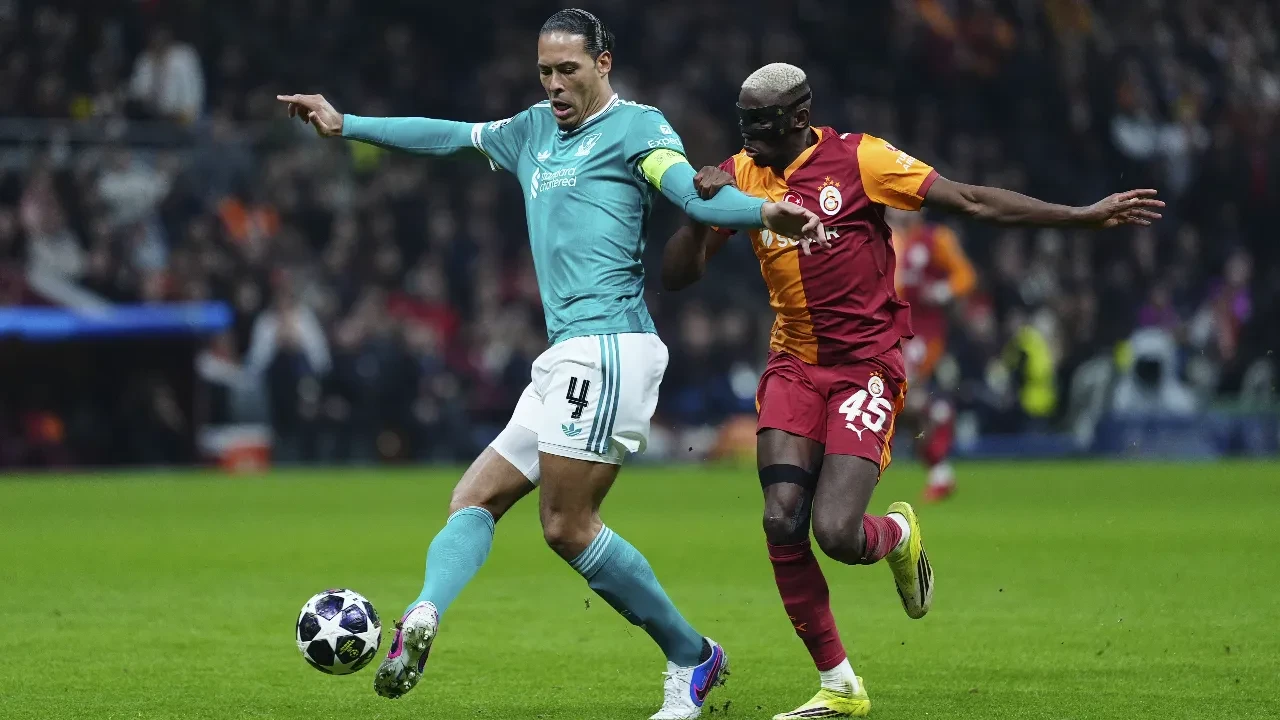 Liverpool'un kaptanı Virgil van Dijk'tan Galatasaray taraftarına övgü