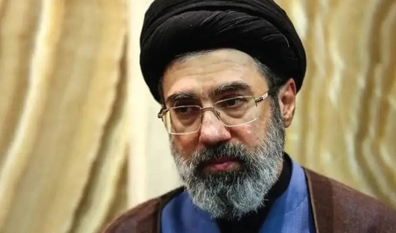 ABD ve İsrail saldırıları sürerken İran'ın yeni lideri Mücteba Hamaney'den ilk açıklama: İntikam alacağız