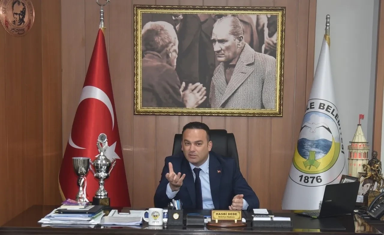 Cinsel taciz suçlamasıyla tutuklu CHP'li Görele Belediye Başkanı Hasbi Dede tahliye edildi!