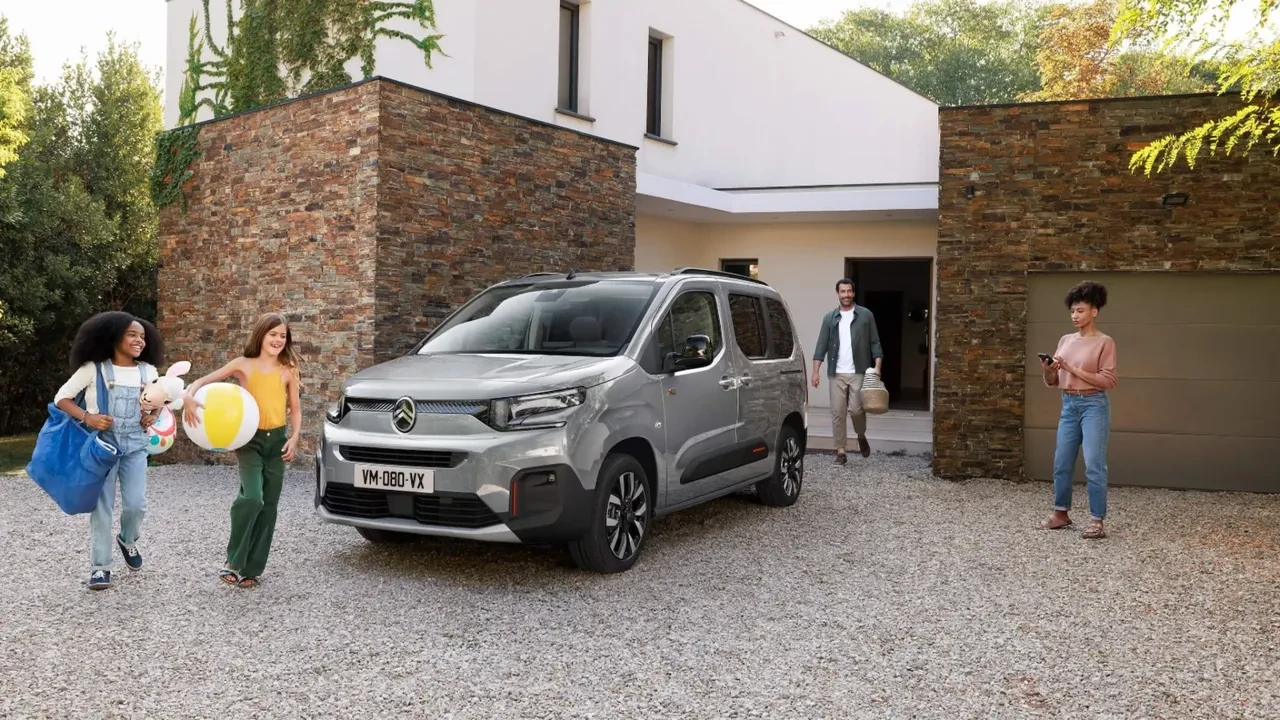 Citroen Mart 2026 fiyat listesi yayınlandı: Yeni C3, C4, C5, Aircross, Ami ve Berlingo fiyat listesi piyasaya damga vurdu