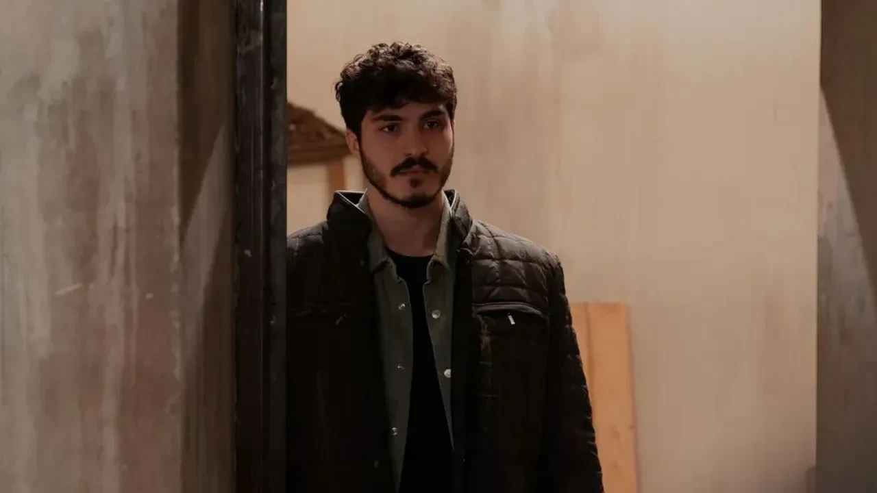 Düşük reyting kurbanı olmuştu! Sahipsizler dizisinin oyuncusundan dikkat çeken açıklamalar