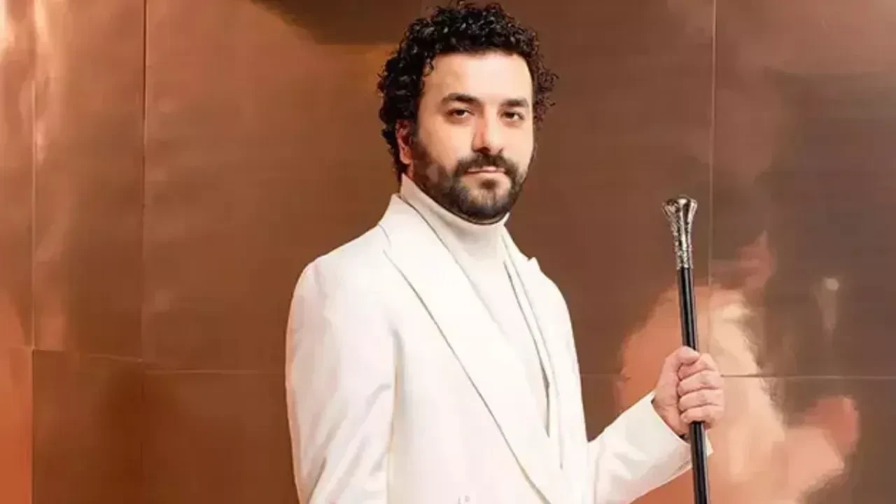 Hasan Can Kaya ile Duygu Karabaş evleniyor! Yüzük göz kamaştırdı 