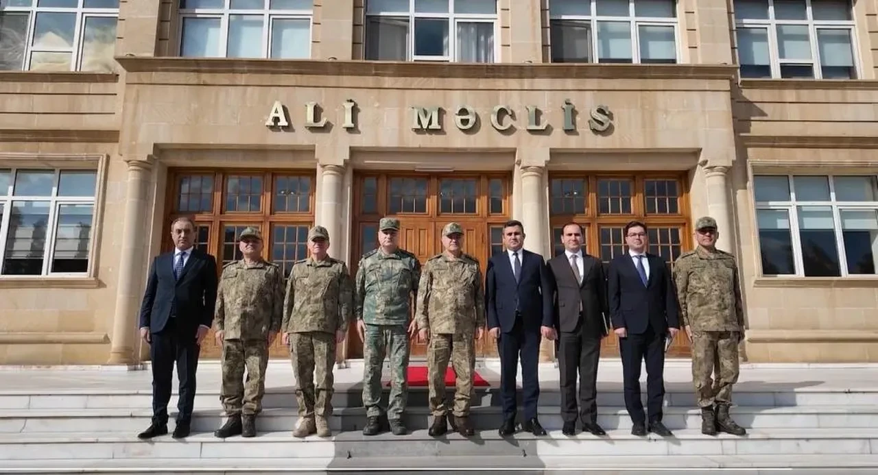 İran sınırda kritik temas! Orgeneral Metin Tokel, Nahçıvan'a gitti