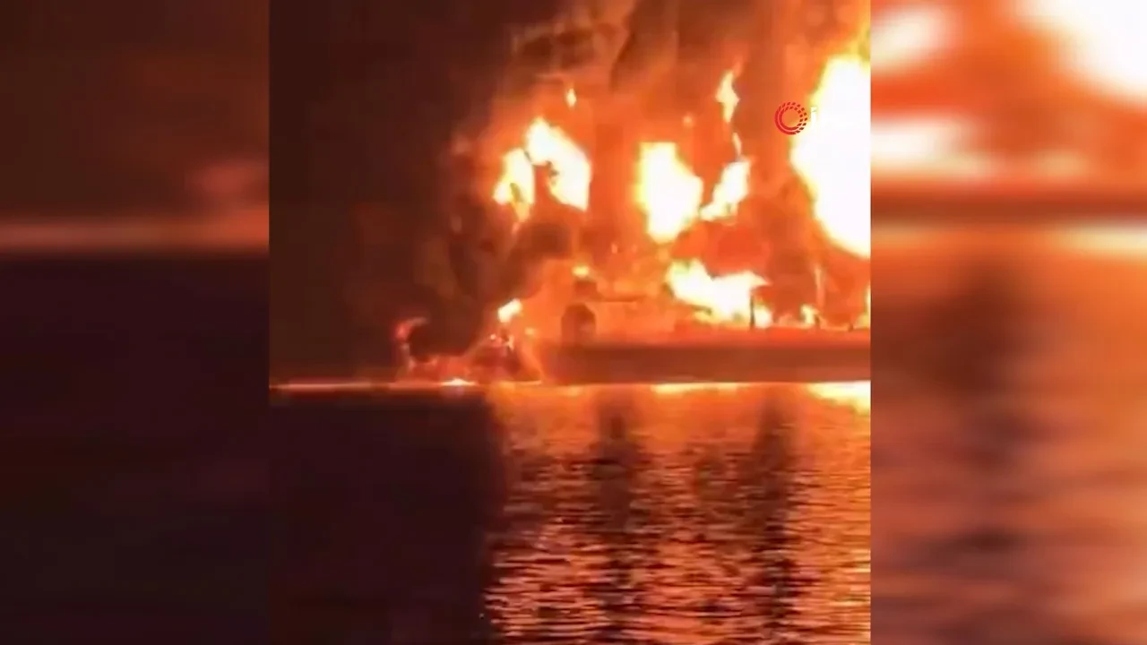 İran'dan Basra'daki 2 petrol tankerine saldırı! Ölü ve kayıplar var