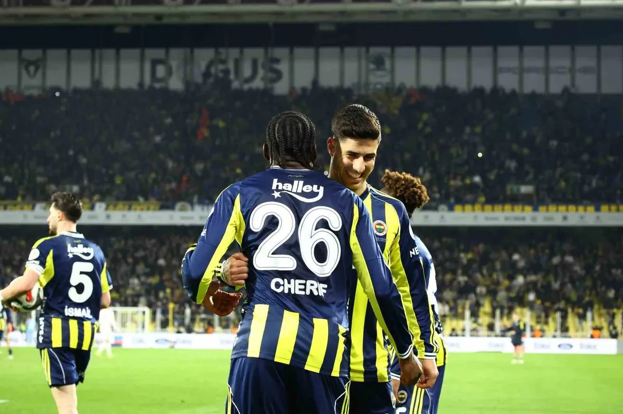 Karagümrük Fenerbahçe muhtemel 11! Fenerbahçe’de 6 oyuncu eksik