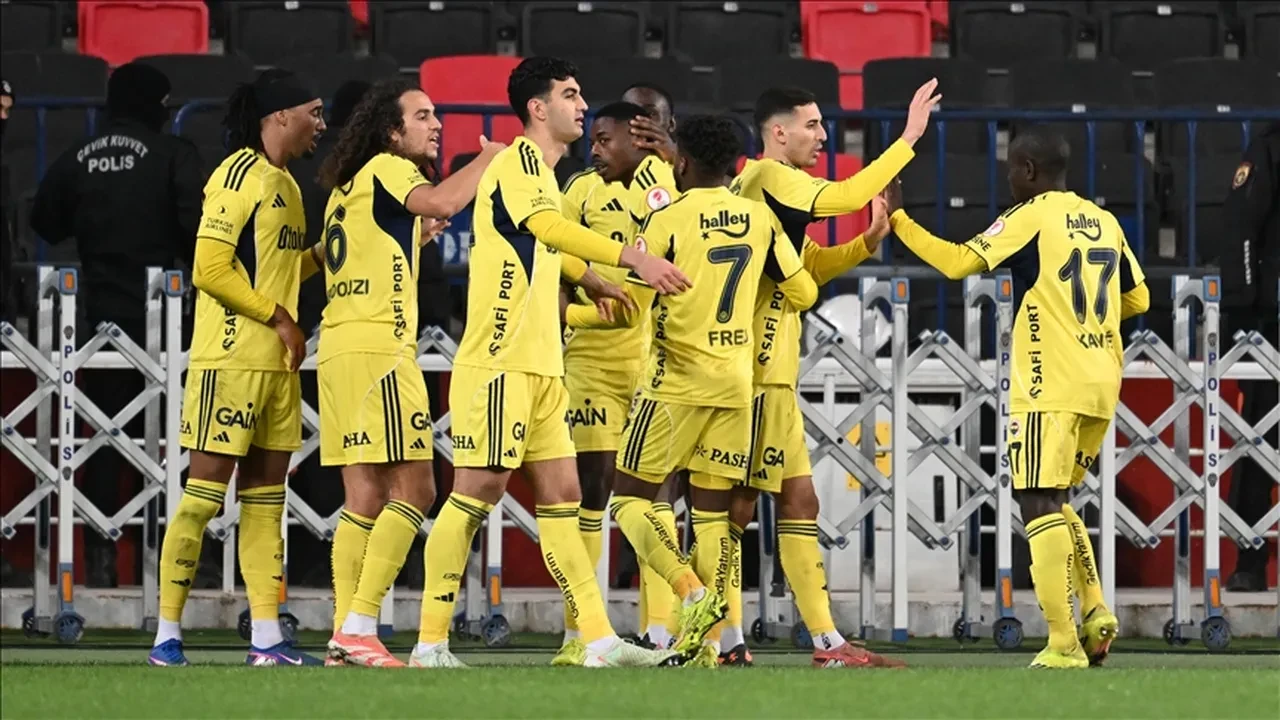 Karagümrük Fenerbahçe muhtemel 11! Fenerbahçe’de 6 oyuncu eksik