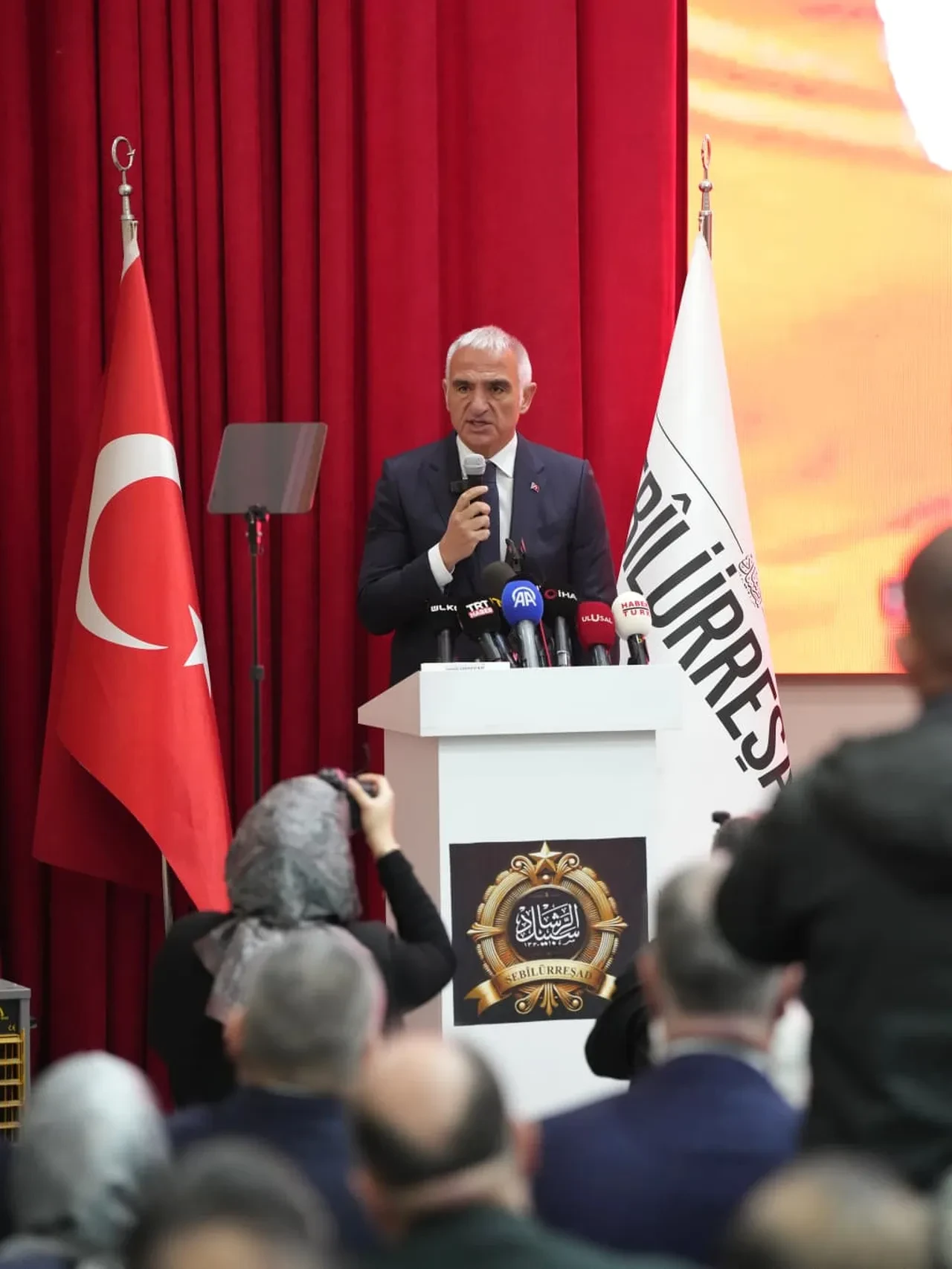 Kültür ve Turizm Bakanı Mehmet Nuri Ersoy'dan İstiklal Marşı sözleri: 'istiklal Marşı, milletimizin ebedi karakterinin en güçlü ifadesidir'