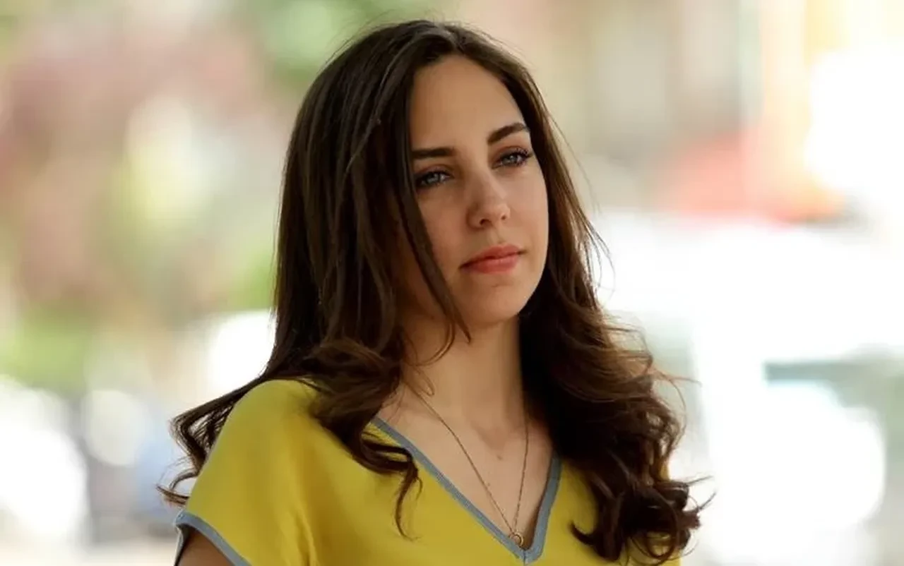 Öykü Karayel'in yeni film Pivot ne zaman başlıyor? Pivot filmi konusu ne?