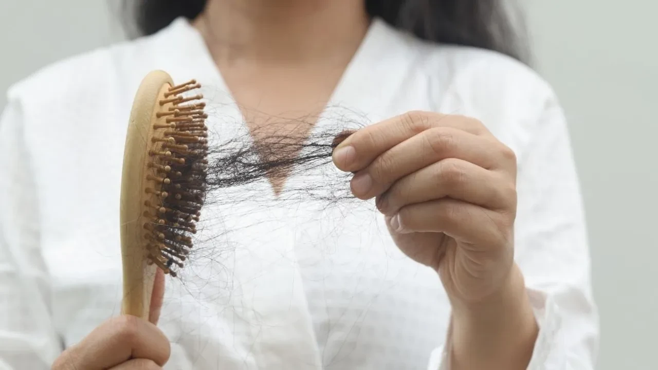 Saç dökülmesi hakkındaki tüm bildiklerinizi unutun! İbn-i Sina’dan en etkili tarif