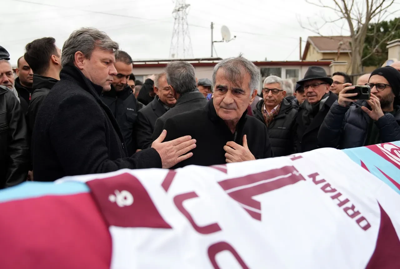 Trabzonspor Yardımcı Antrenörü Orhan Kaynak toprağa verildi