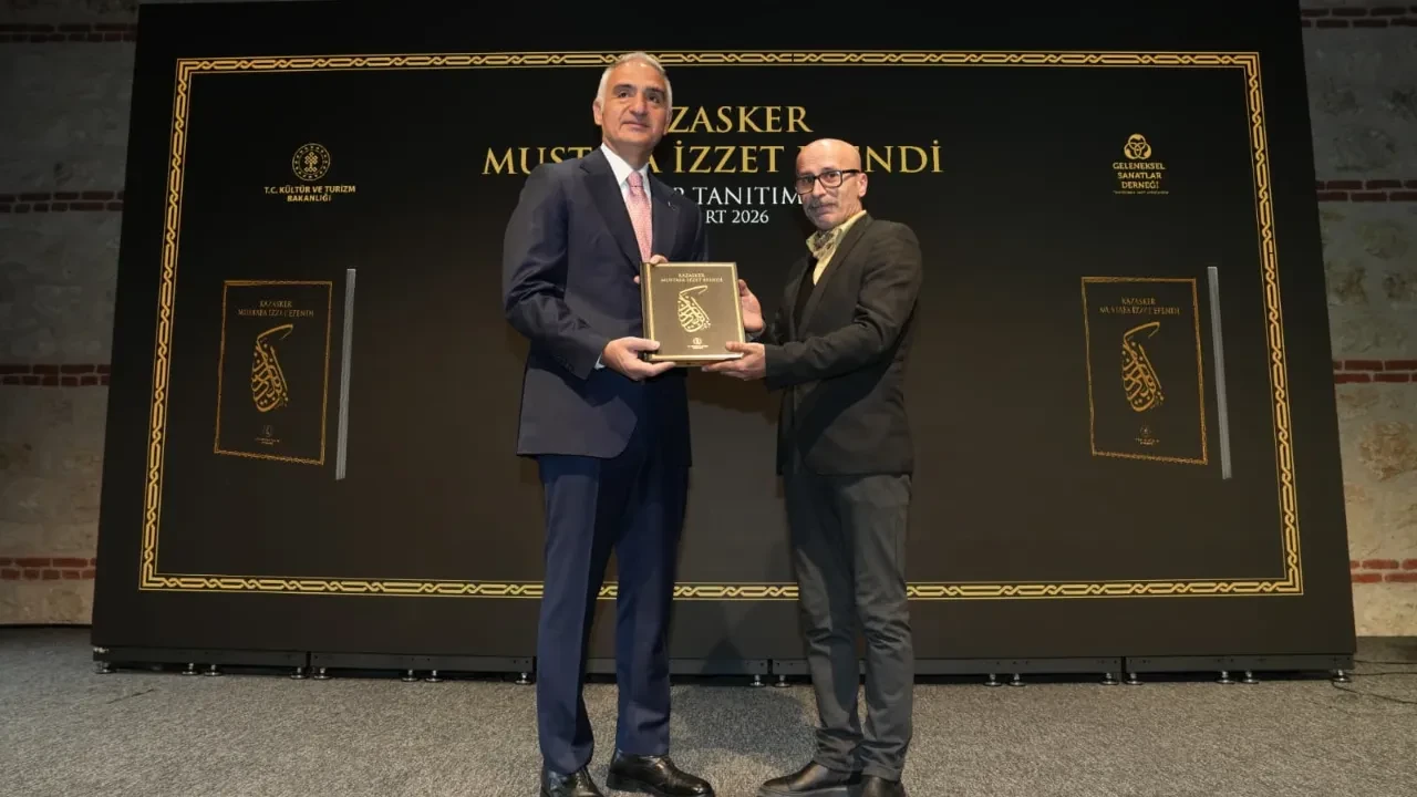Ayasofya’nın Hattatı 'Kazasker Mustafa İzzet Efendi'ye büyük vefa!