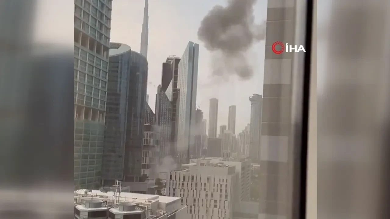 Dubai'de hava saldırısı engellendi, enkaz gökdelene düştü