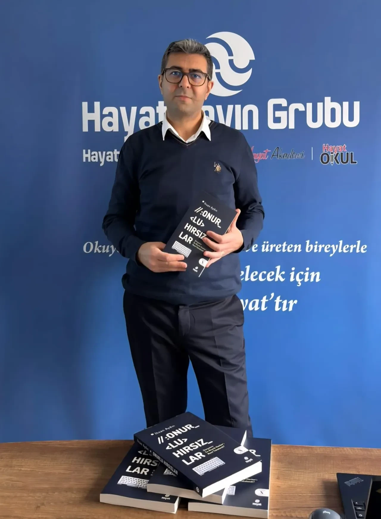 Dünyanın en büyük hackerı nasıl yakalandı? İşte DarkMarket operasyonunun perde arkası