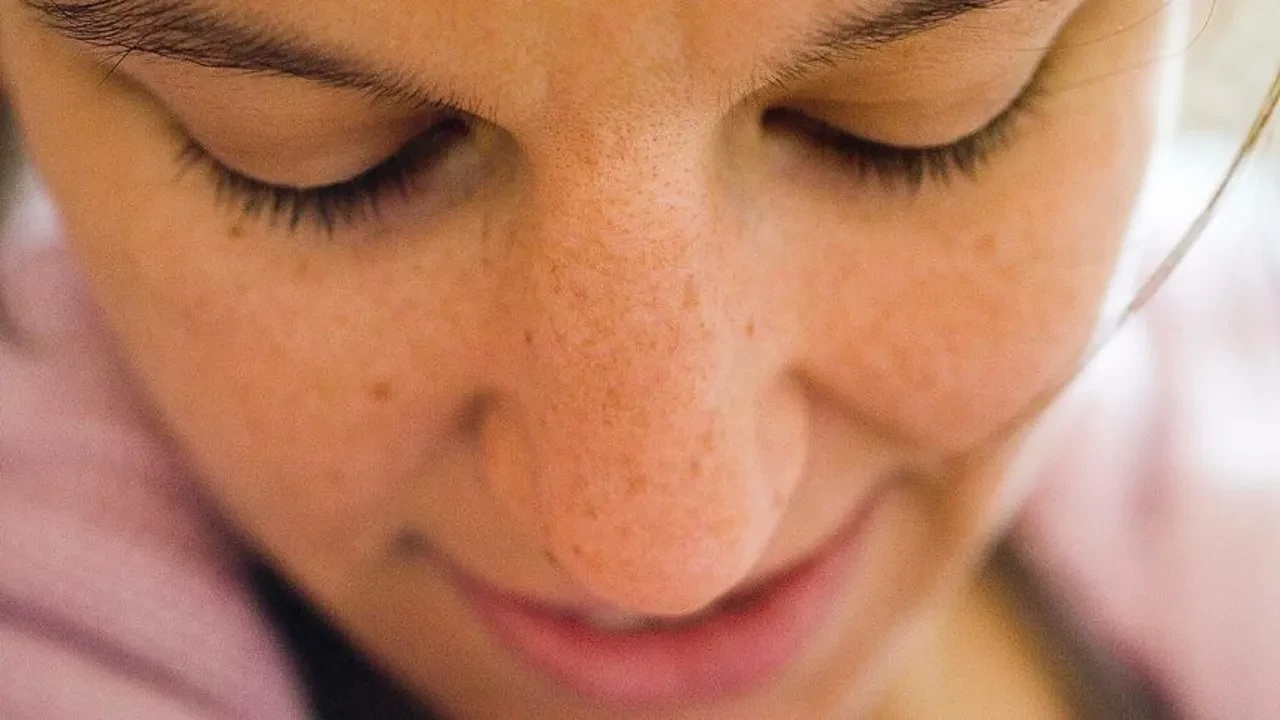 Evde sadece 15 dakikanızı ayırarak cildinizdeki kırışıklara elveda diyebilirsiniz