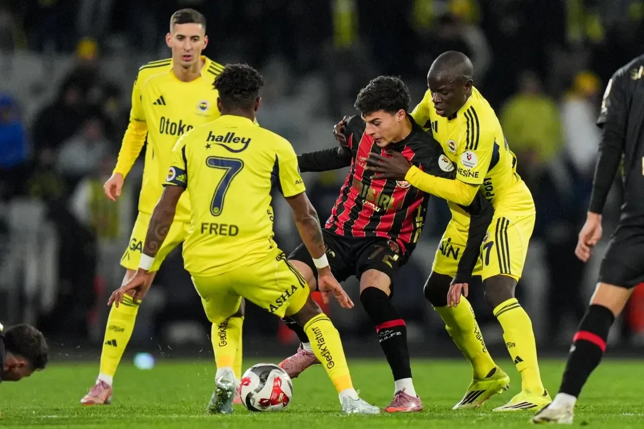 Fenerbahçe'nin Fatih Karagümrük mağlubiyetine Önder Özen'den 3 maddelik açıklama! 