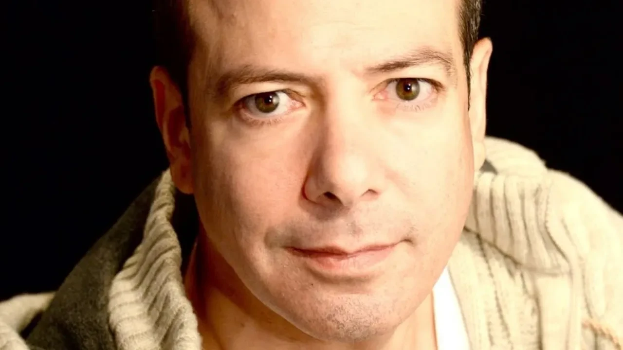  Canberk Uçucu 57 yaşında vefat etti! Ünlü oyuncunun ölümü sevenlerini şok etti 