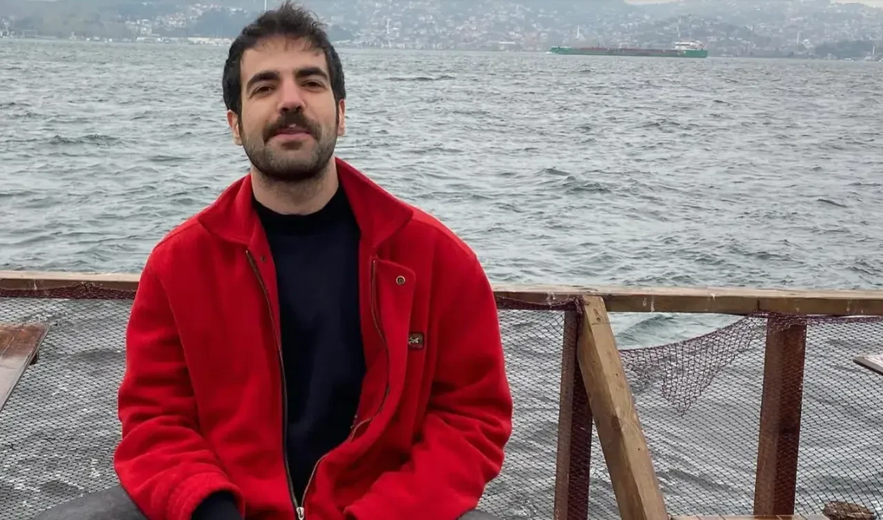 Sevdiğim Sensin dizisinin Kadir'i Umutcan Ütebay kimdir? Umutcan Ütebay hangi dizilerde oynadı, kaç yaşında?