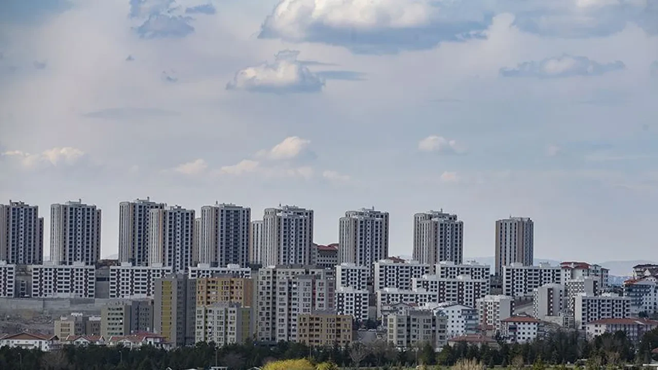 Yeşil GYO ve Yeşil Global İnşaat'a kayyum atandı: Esenyurt'taki binalar 15 yıldır bitmemişti