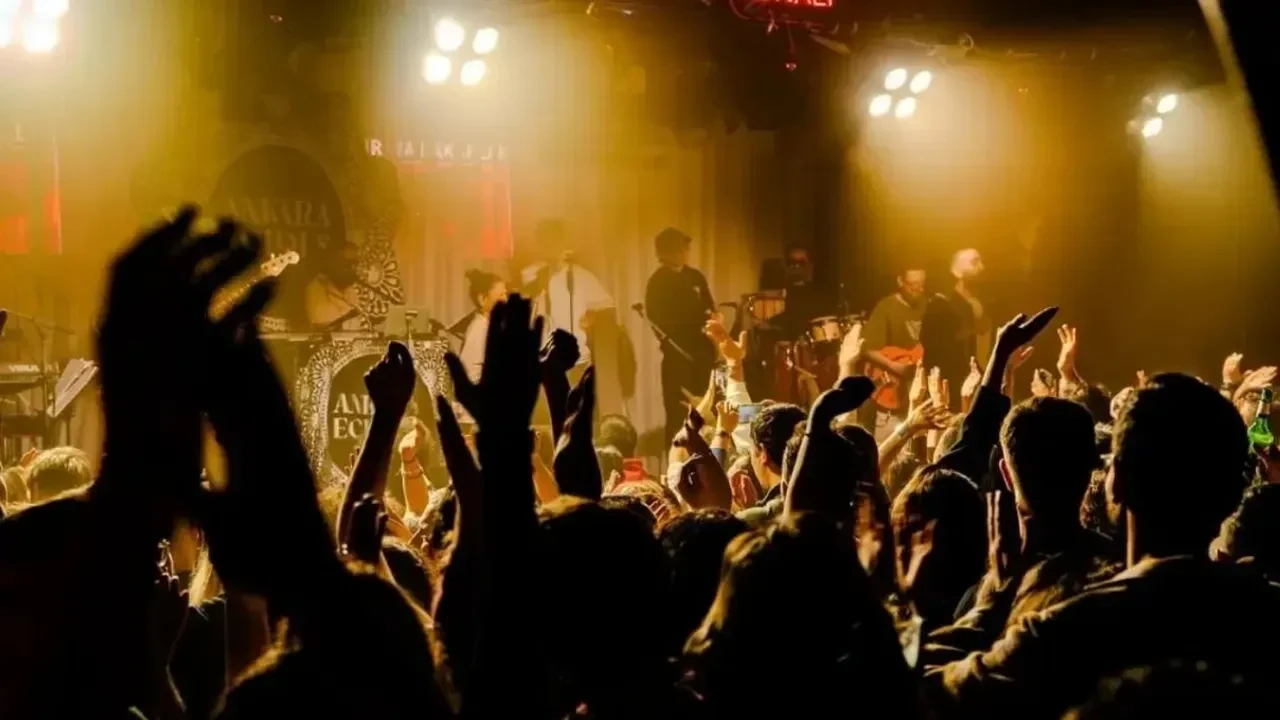 Ankara Echoes kimdir? Instagram’ın popüler şarkısı “Beni Al” şarkısı kime ait?