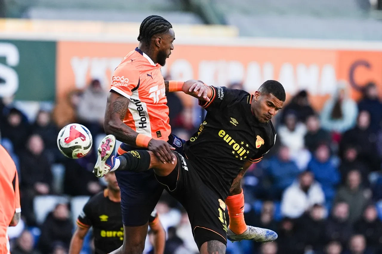 Galatasaray Başakşehir maçı öncesi kritik karar! Okan Buruk'tan ezber bozan kadro: İşte muhtemel 11'ler...