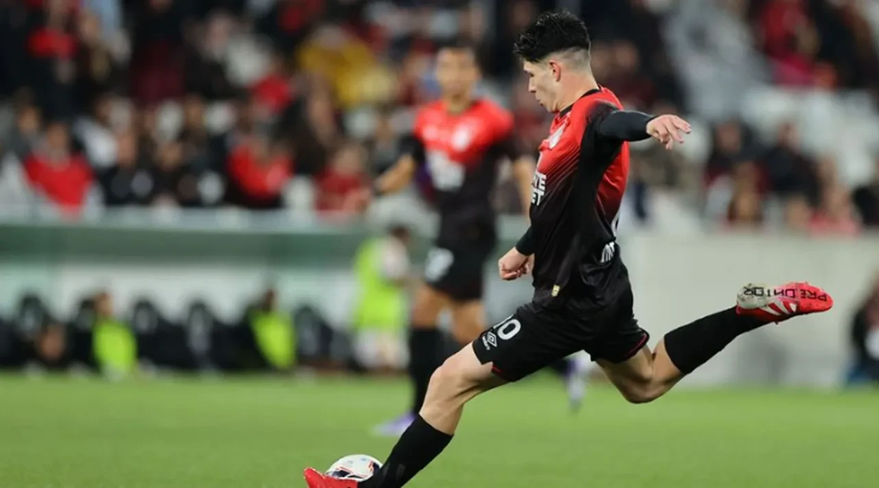 Galatasaray yeni 10 numarasını buldu! Genç yıldız için görüşmeler başladı: Bonservisi dudak uçuklattı