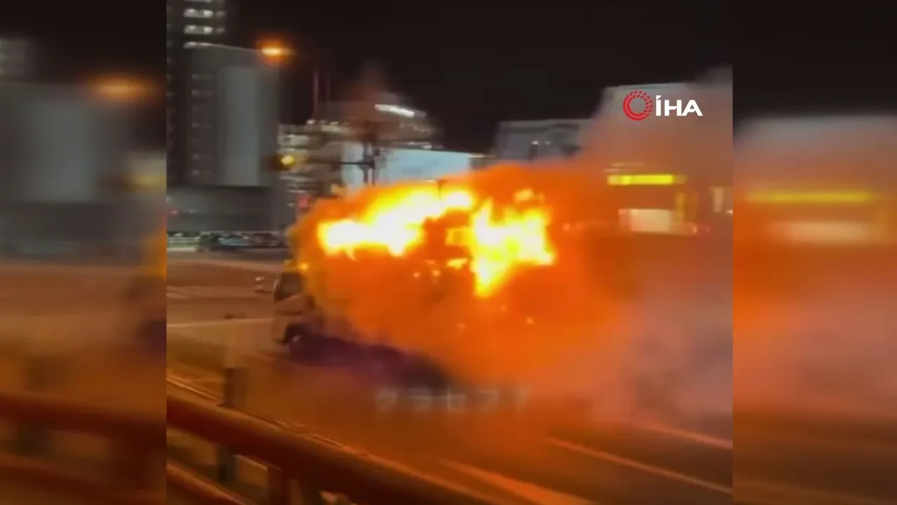 Japonya'da film gibi olay! Yanan aracını kilometrelerce sürüp itfaiye istasyonuna ulaştı