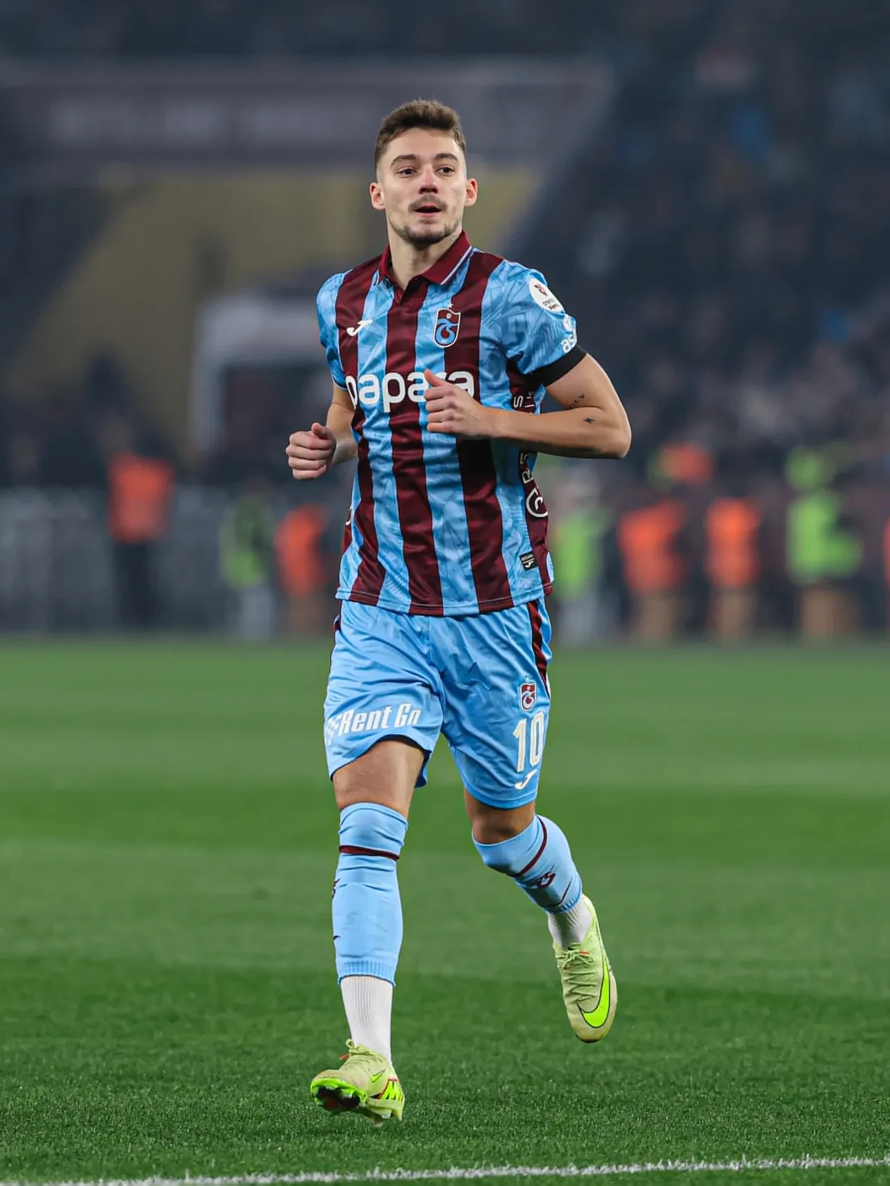 Trabzonspor Çaykur Rizespor'u da Paul Onuachu'yla geçti: Galibiyetle birlikte Fenerbahçe ile puanlar eşitlendi!