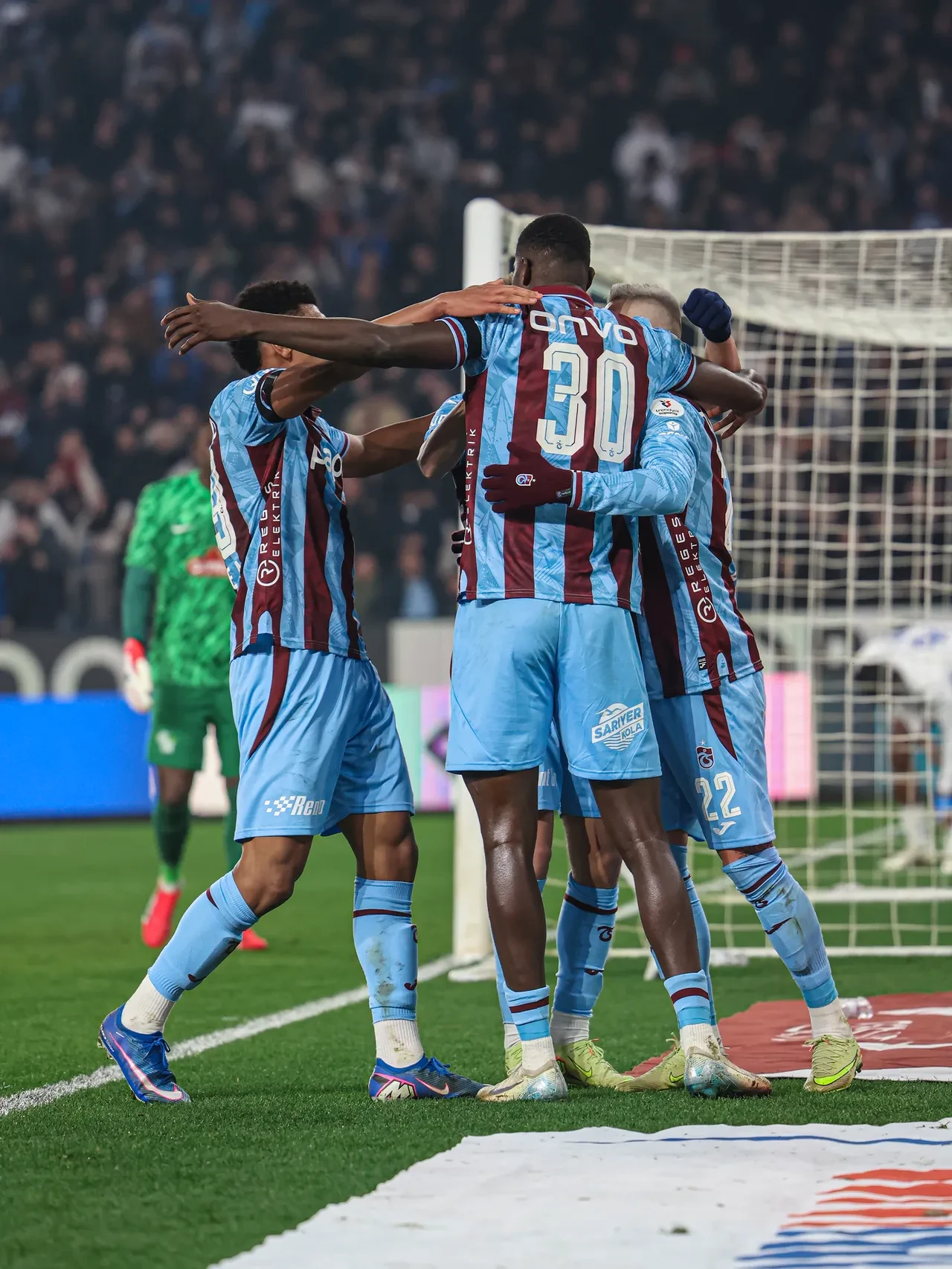Trabzonspor Çaykur Rizespor'u da Paul Onuachu'yla geçti: Galibiyetle birlikte Fenerbahçe ile puanlar eşitlendi!