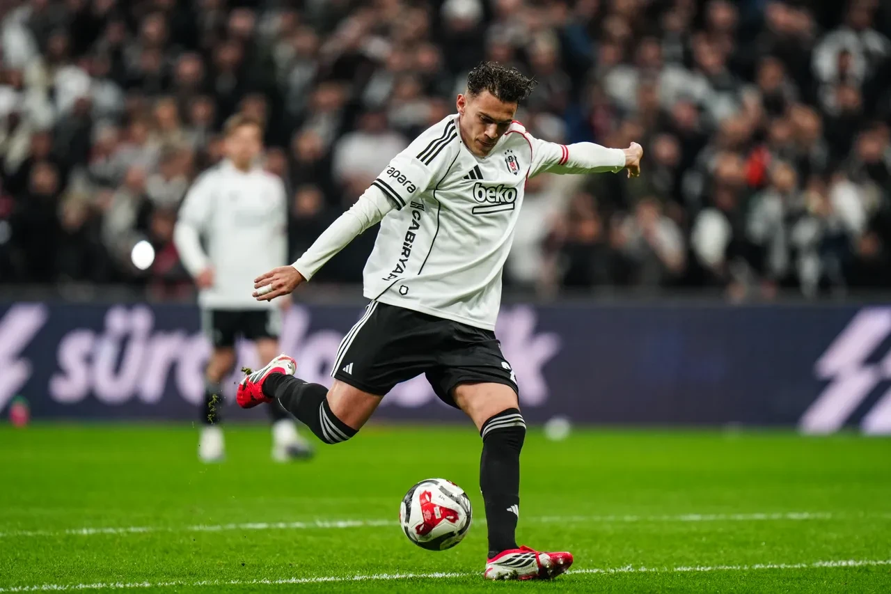 Gençlerbirliği Beşiktaş maç kadrosu, muhtemel 11! Sergen Yalçın'ın Gençlerbirliği karşısında muhtemel 11'i