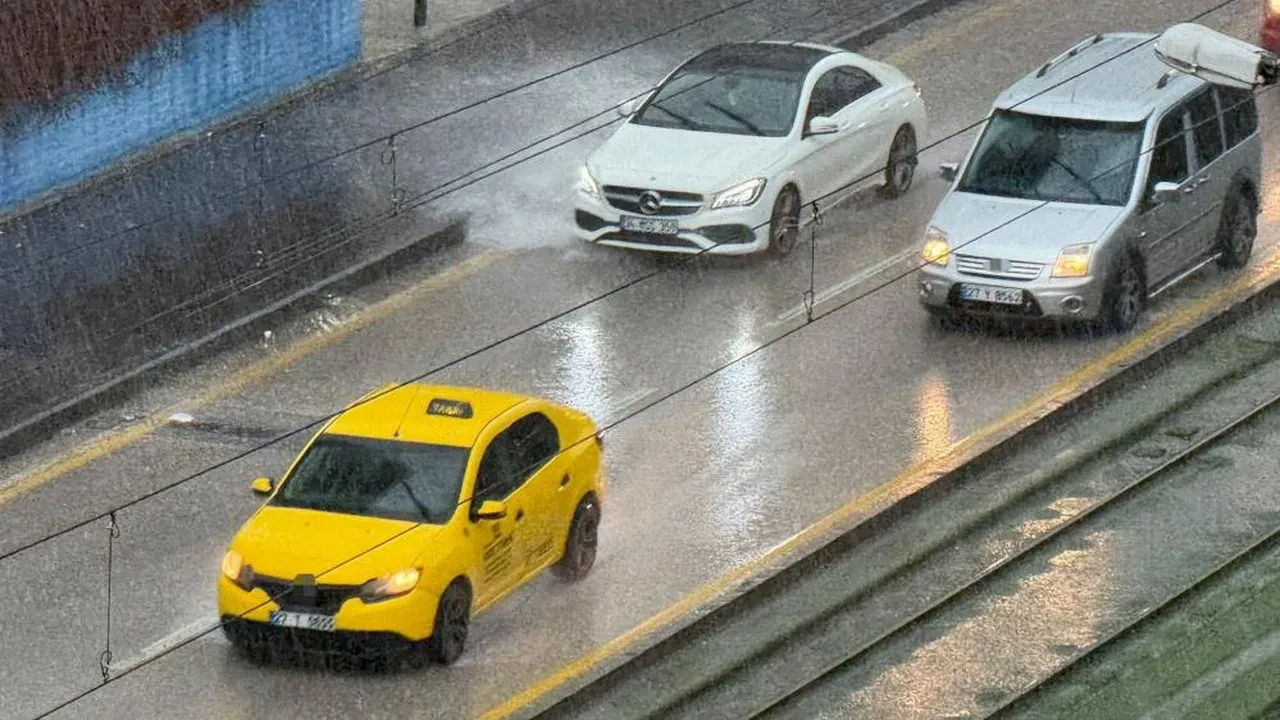 Doğu ve Güneydoğu sağanağa teslim! Sel vurdu, onlarca hayvan telef oldu