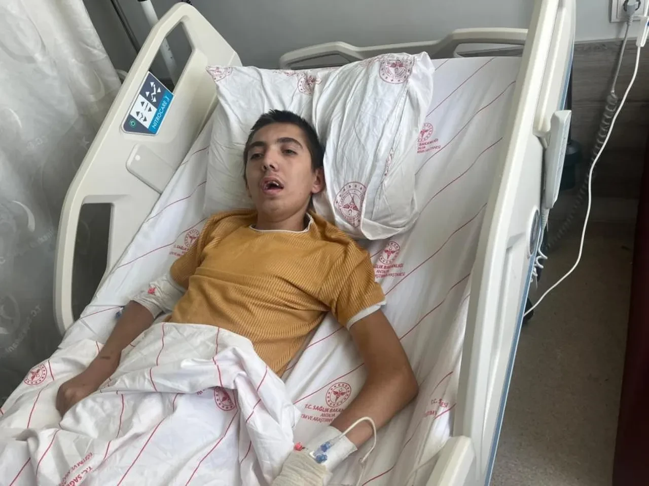 Özel eğitim merkezinde skandal! Merdivenden düştüğünü ailesinden saklayıp, "Cin çarpmış gibiydi" dediler