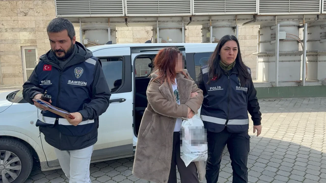 Samsun’da kıskançlık kavgası: Aynı erkeğe aşık olan komşusunun yüzünü bıçakladı