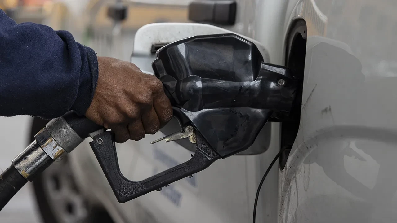 Benzin fiyatları sürücülerin uykusuna çöktü! İşte araçta akaryakıt tasarrufu için yapılması gerekenler