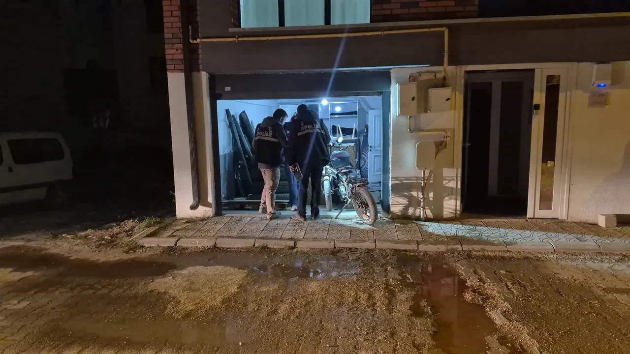 Çukur 9 yaşındaki çocuğu ölüme sürükledi: Gidon göğsüne saplandı